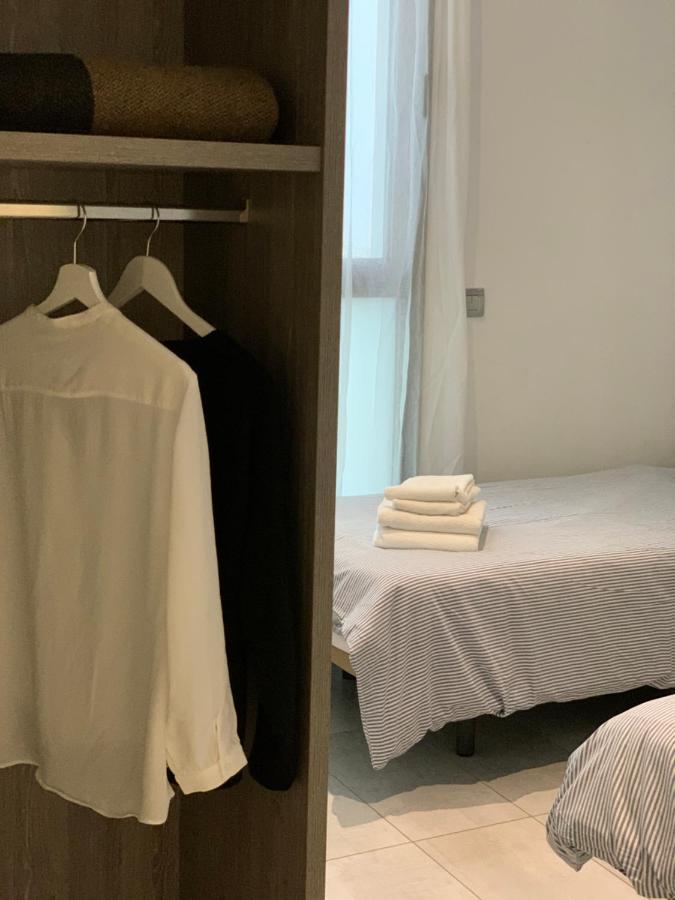Apartaments El Cine Roses Eksteriør billede